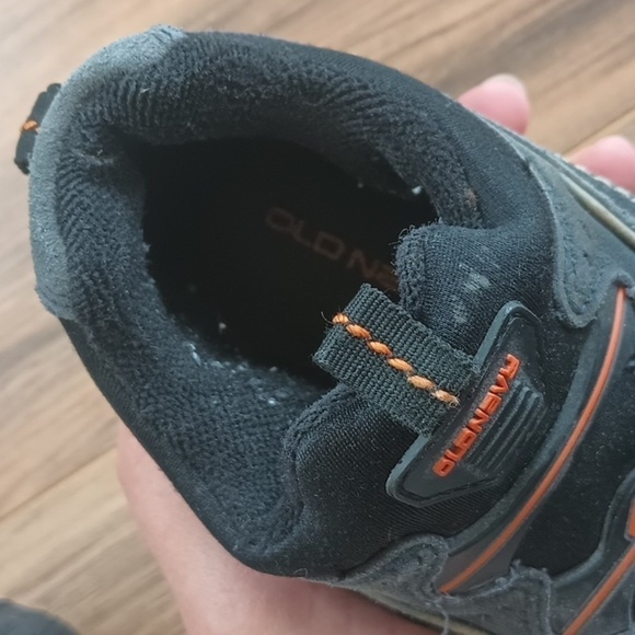 Old Navy leather shoes (upper) kids size 11 - Picture 5 of 14